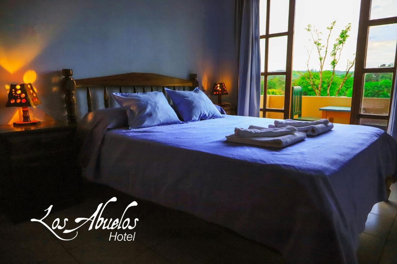 Hotel Los Abuelos El Soberbio Bagian luar foto